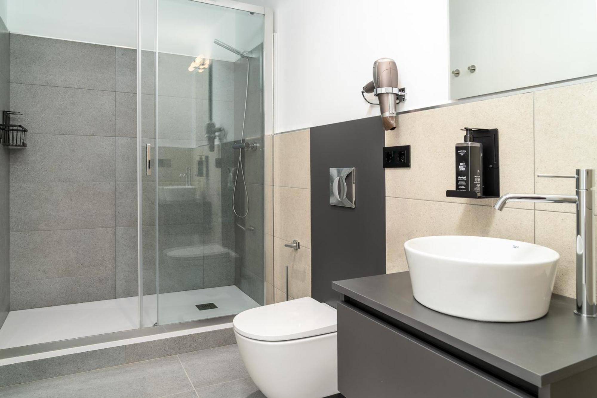 Limehome Valencia Carrer D'Antonio Ferrandis Extérieur photo