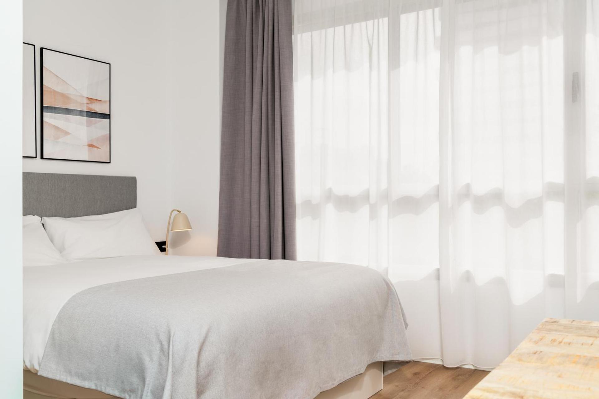 Limehome Valencia Carrer D'Antonio Ferrandis Extérieur photo